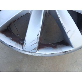 Recambio de llanta para volkswagen golf vi (5k1) 1.6 tdi referencia OEM IAM 7JX17 H2 ET54 5K0601025f 17 PULGADAS