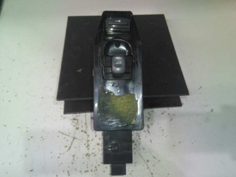 Recambio de mando elevalunas delantero derecho para volvo v70 familiar 2.4 t / 2.5 t referencia OEM IAM   