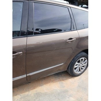 PUERTA TRASERA IZQUIERDA 821017991R 