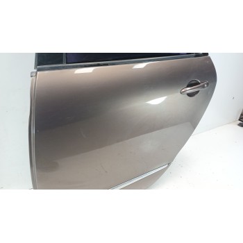 Recambio de puerta trasera izquierda para renault grand scénic iii (jz0/1_) 1.4 16v (jz0f) referencia OEM IAM 821017991R  