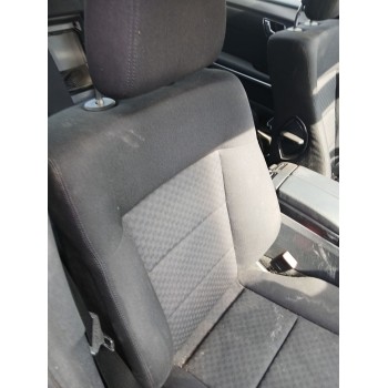 ASIENTO DELANTERO DERECHO 