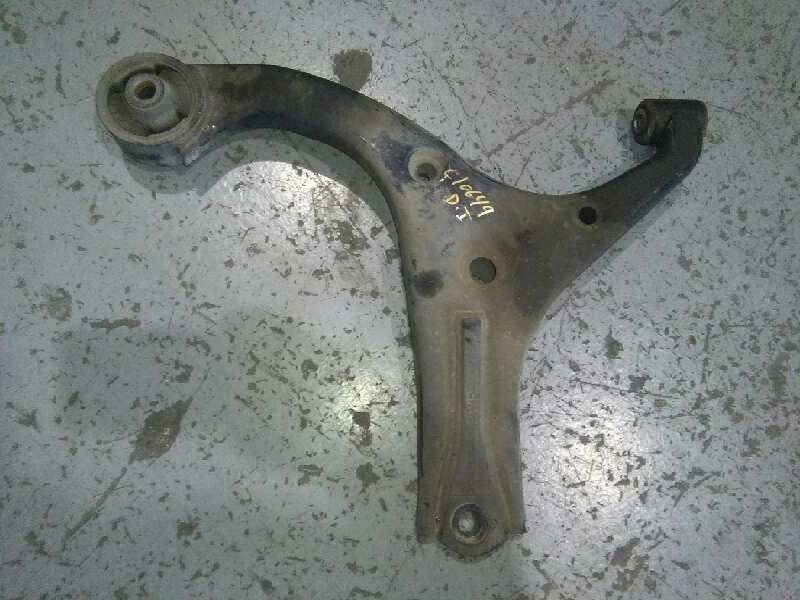 Recambio de brazo suspension inferior delantero izquierdo para hyundai accent (mc) gl referencia OEM IAM   