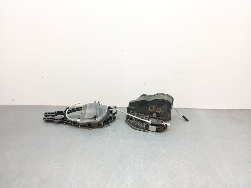 Recambio de cerradura puerta trasera derecha para bmw 3 touring (f31) 320 d referencia OEM IAM A053702  