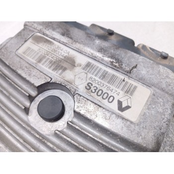 Recambio de centralita motor uce para renault modus 1.4 16v referencia OEM IAM 215853640A  8200376474