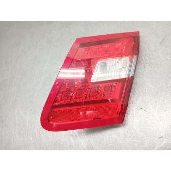 PILOTO TRASERO DERECHO INTERIOR A2128200864R / 212906025864 