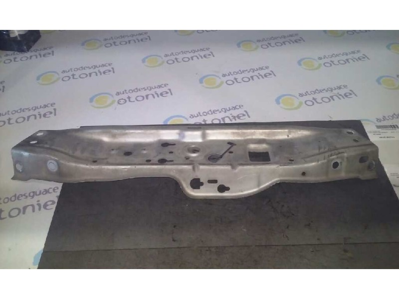 Recambio de travesaño superior para opel astra h berlina cosmo referencia OEM IAM   