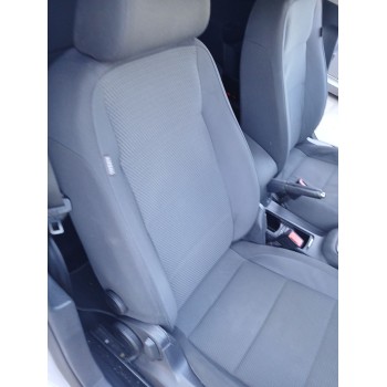 ASIENTO DELANTERO DERECHO 