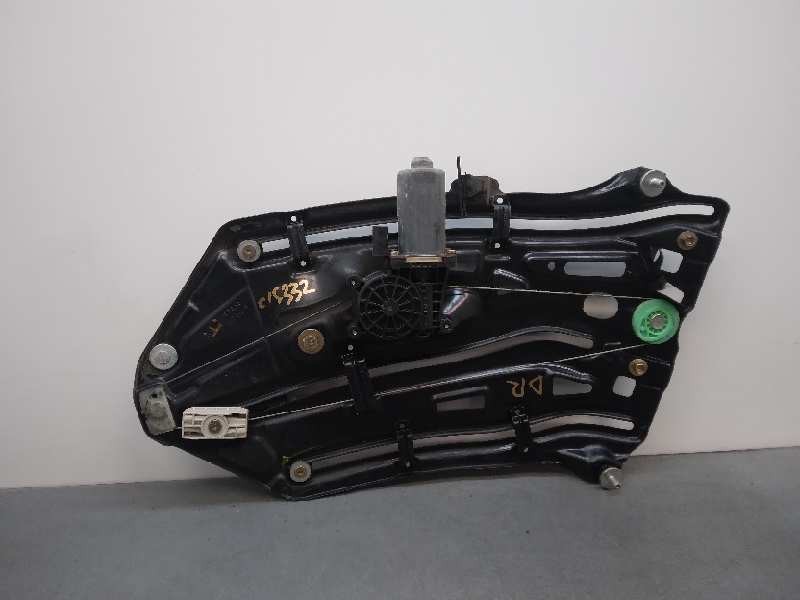 Recambio de elevalunas trasero derecho para bmw serie 3 cabrio (e46) 320 ci referencia OEM IAM 8215274 2 PINES 