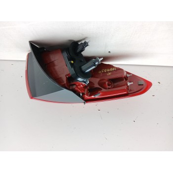 Recambio de piloto trasero derecho para kia sorento iii (um) 2.2 crdi 4wd referencia OEM IAM 92402c5010  16442102