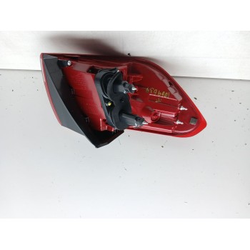 Recambio de piloto trasero derecho para kia sorento iii (um) 2.2 crdi 4wd referencia OEM IAM 92402c5010  16442102