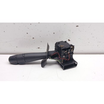 Recambio de mando intermitentes para dacia sandero (bs_) 1.5 dci referencia OEM IAM 8200792587  