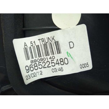 Recambio de piloto trasero derecho interior para citroën c3 tonic referencia OEM IAM 9685225480 89090140 CATADIOPTRICO