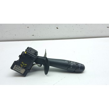 Recambio de mando intermitentes para dacia sandero (bs_) 1.5 dci referencia OEM IAM 8200792587  