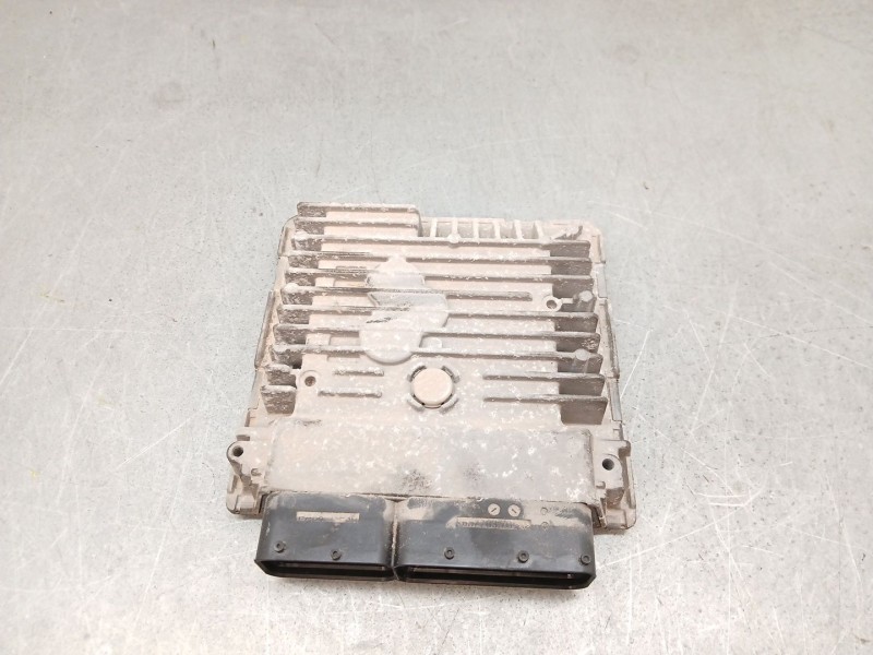 Recambio de centralita motor uce para seat leon (1p1) 1.6 tdi referencia OEM IAM 03L906023LF  