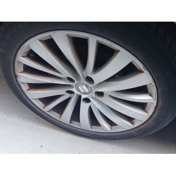 Recambio de juego llantas para seat exeo (3r2) 2.0 tdi referencia OEM IAM 7.5JX17 H2 ET42 X4 3R0601025E