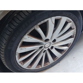 Recambio de juego llantas para seat exeo (3r2) 2.0 tdi referencia OEM IAM 7.5JX17 H2 ET42 X4 3R0601025E