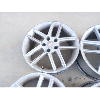 Recambio de juego llantas para seat exeo (3r2) 2.0 tdi referencia OEM IAM 75JX17H2 ET42. x4 3R0601025A
