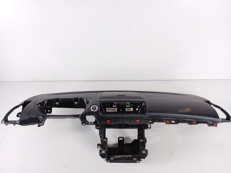 Recambio de salpicadero para bmw serie 1 berlina (e81/e87) 116d referencia OEM IAM 399168698030 7506414 