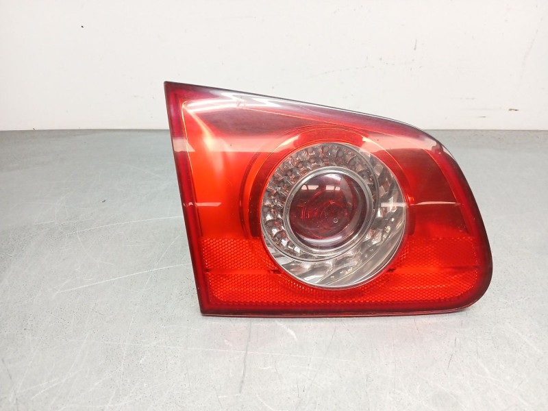 Recambio de piloto trasero izquierdo interior para volkswagen passat b6 variant (3c5) 2.0 tdi 16v referencia OEM IAM 3C9945093E 