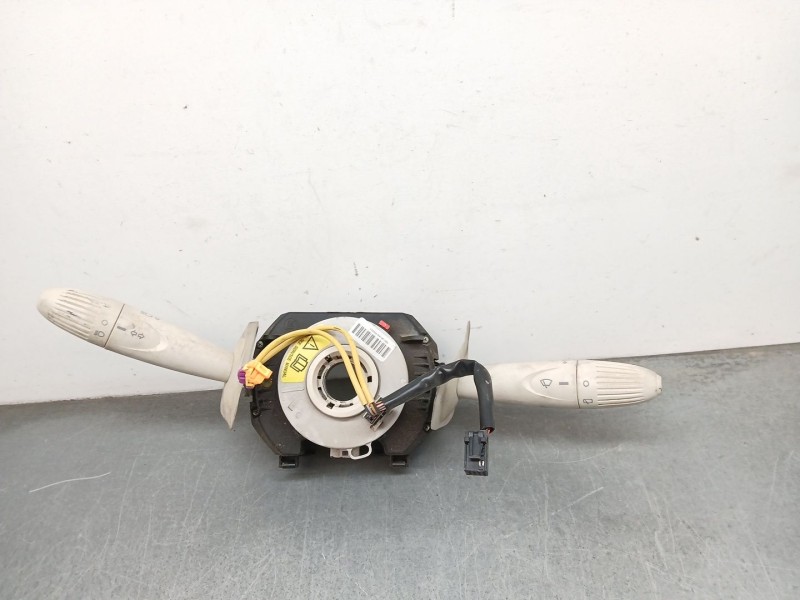Recambio de mando multifuncion para fiat 500 (312_) 1.2 (312axa1a) referencia OEM IAM 07354724640  