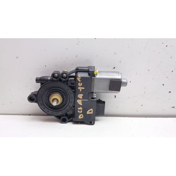 MOTOR ELEVALUNAS DELANTERO DERECHO 1137328786 