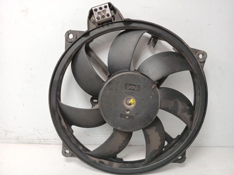 Recambio de electroventilador para renault scenic iii grand dynamique referencia OEM IAM 214810898r M155548 m155547