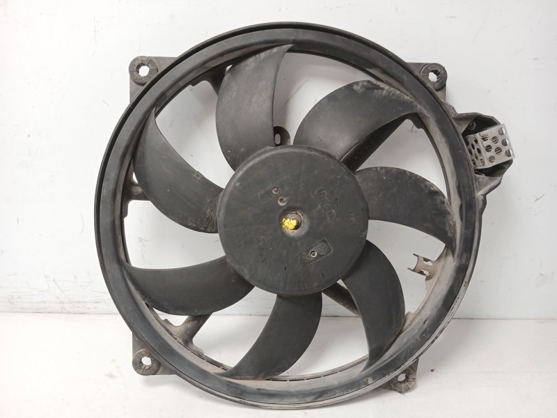 Recambio de electroventilador para renault megane iii berlina 5 p intens referencia OEM IAM m155548 214810898R m155547