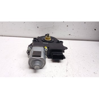 Recambio de motor elevalunas delantero izquierdo para kia sorento ii (xm) 2.2 crdi referencia OEM IAM 1137328786  