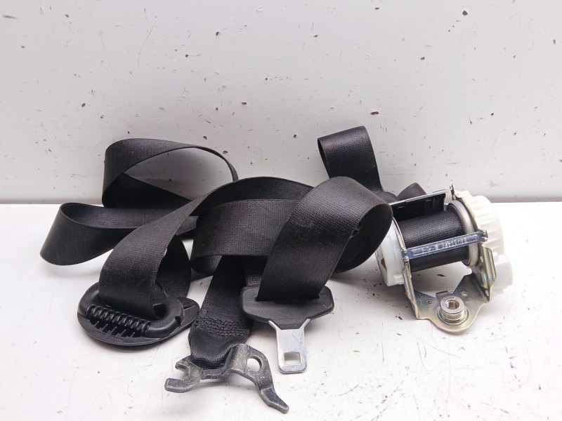 Recambio de cinturon seguridad delantero derecho para bmw serie 1 berlina (e81/e87) 116d referencia OEM IAM 33059849c  