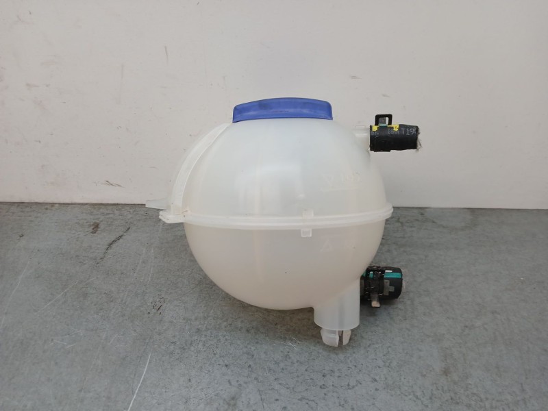 Recambio de deposito expansion para omoda 5 referencia OEM IAM 302001073AA  