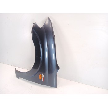 Recambio de aleta delantera izquierda para ssangyong rodius i 2.7 xdi referencia OEM IAM 5181121000  