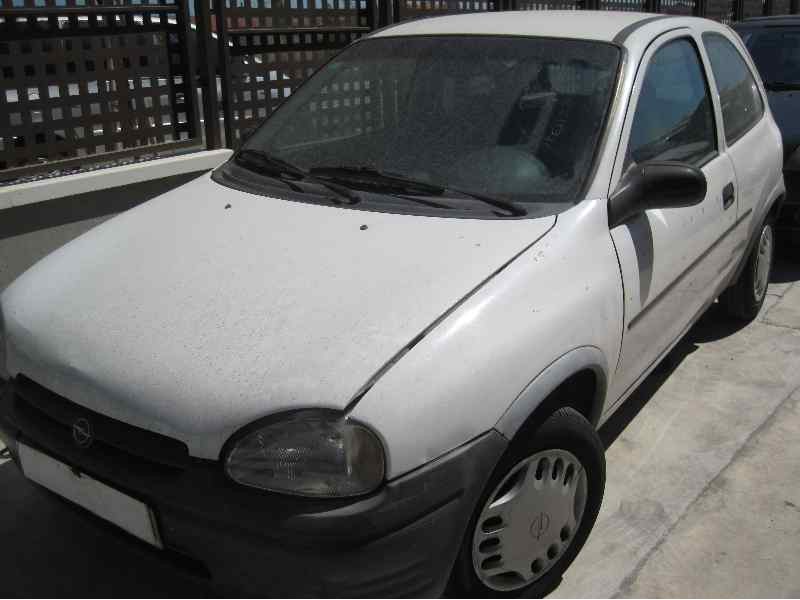 opel corsa b del año 1996
