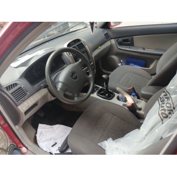 kia cerato i hatchback (ld) del año 2005