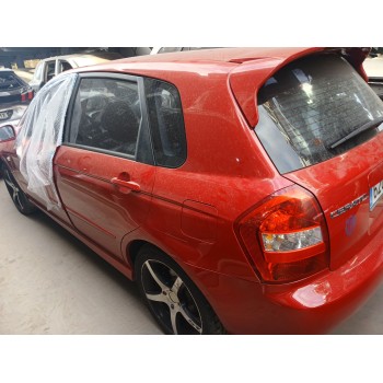 kia cerato i hatchback (ld) del año 2005