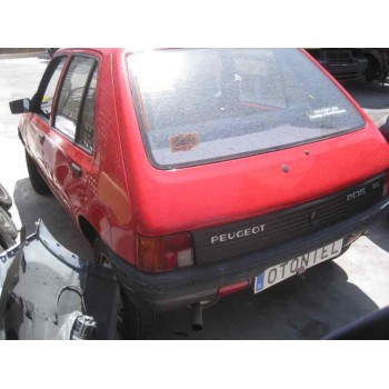 peugeot 205 berlina del año 1985