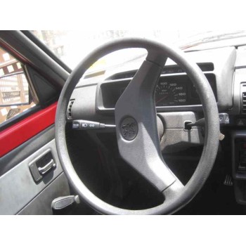 peugeot 205 berlina del año 1985