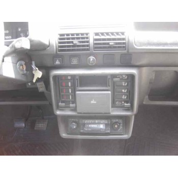 peugeot 205 berlina del año 1985