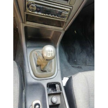 volvo s40 berlina del año 2001