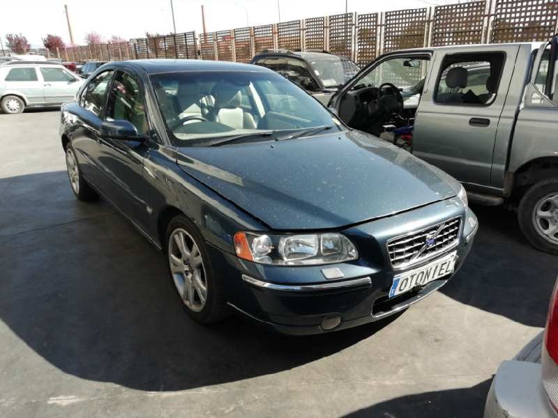 VOLVO S60 BERLINA