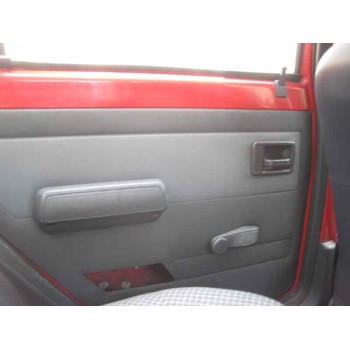 peugeot 205 berlina del año 1985