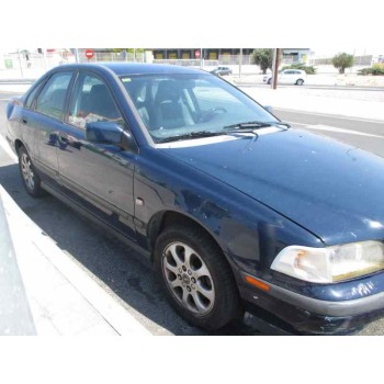 volvo s40 berlina del año 1999