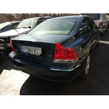 volvo s60 berlina del año 2005
