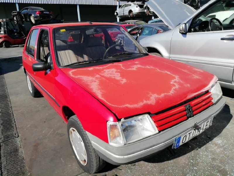 peugeot 205 berlina del año 1992