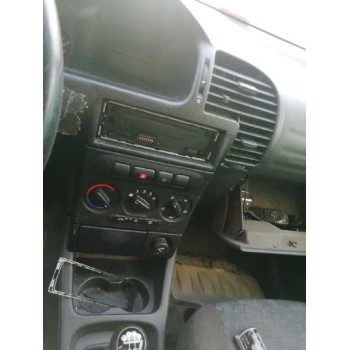 opel zafira a del año 2000