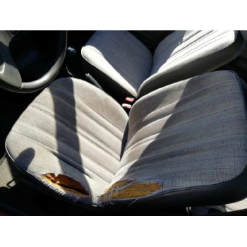 peugeot 205 berlina del año 1992