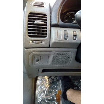 renault laguna ii grandtour (kg0) del año 2001