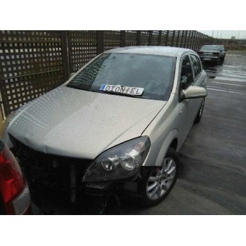 opel astra h berlina del año 2005