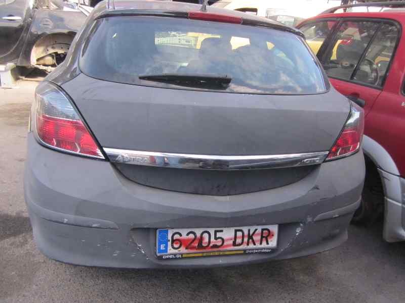 opel astra gtc del año 2005