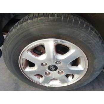 kia carens del año 2002