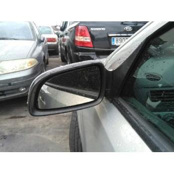 opel astra h berlina del año 2005